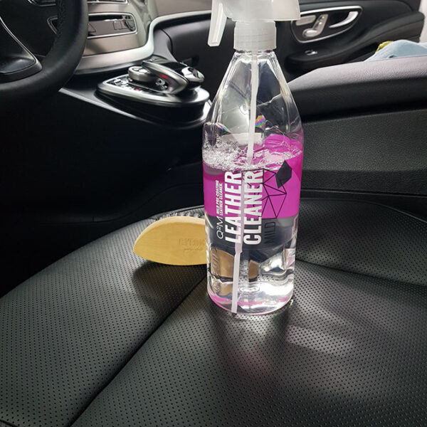 Second image of منظف الجلد من جيون Q²M LeatherCleaner mild (500 ml) Special mild Cleaner For Leather - GYEON