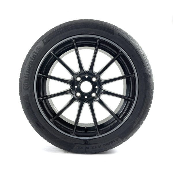 Second image of حامي جنوط سيارتك الأمثل (فضي مدخن) - AlloyGator - Ultimate Alloy Wheel Rim Protector (Smoke Silver)